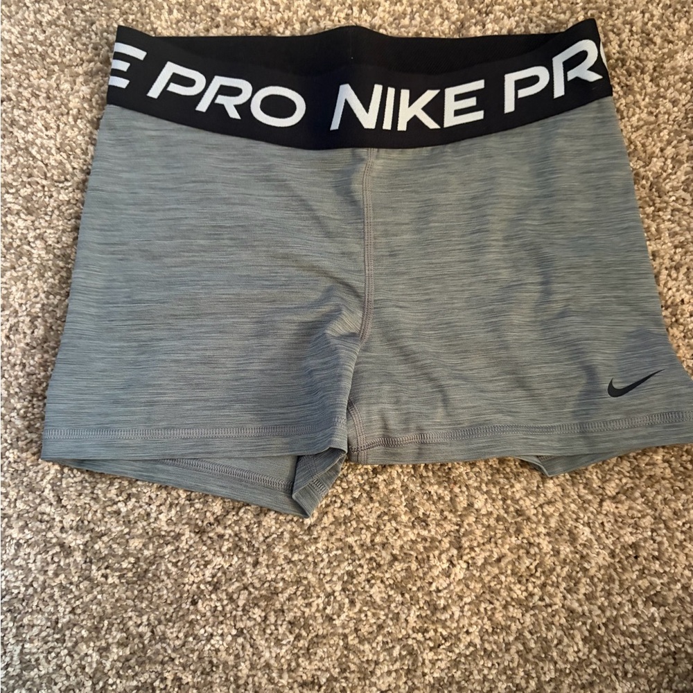 Nike Pro Women's Light Grey Bike Shorts with Black Waistband